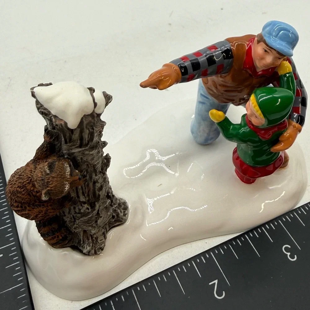 Department 56 Snow Village Hiking in the woods Figurine Winter Christmas Decor